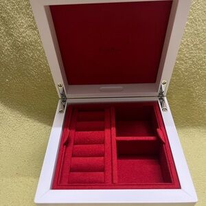 ENTRELACES DE CARTIER JEWERLY BOX FOR MENS